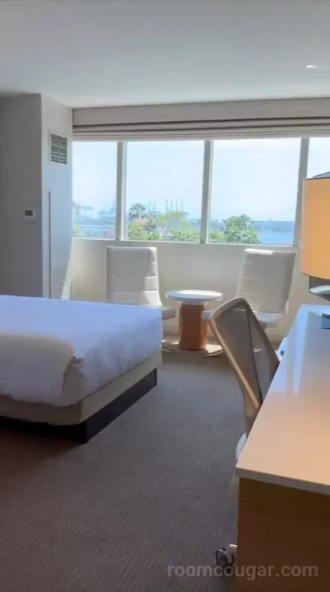 Double Room with Two Double Beds and Harbor View (#624) bed picture #3