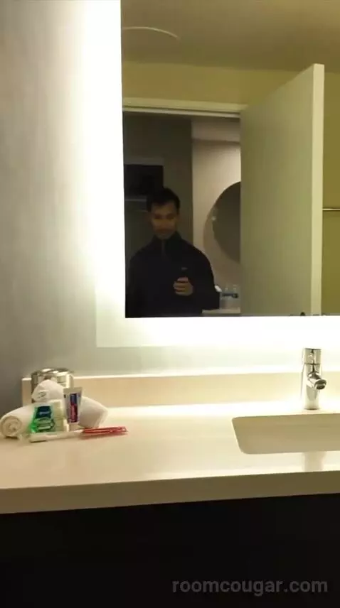 Premier Suite (#852) bathroom picture #2