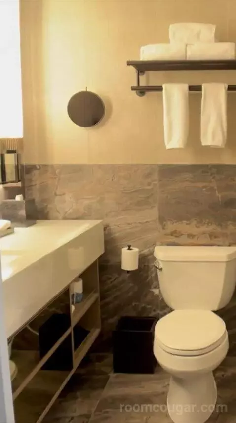 Double Room with Two Double Beds (#1722) bathroom picture #1