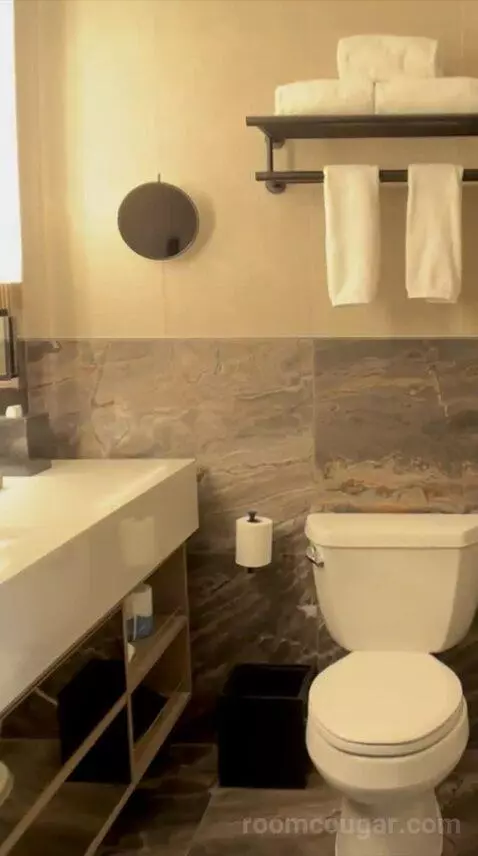 Double Room with Two Double Beds (#1722) bathroom picture #3