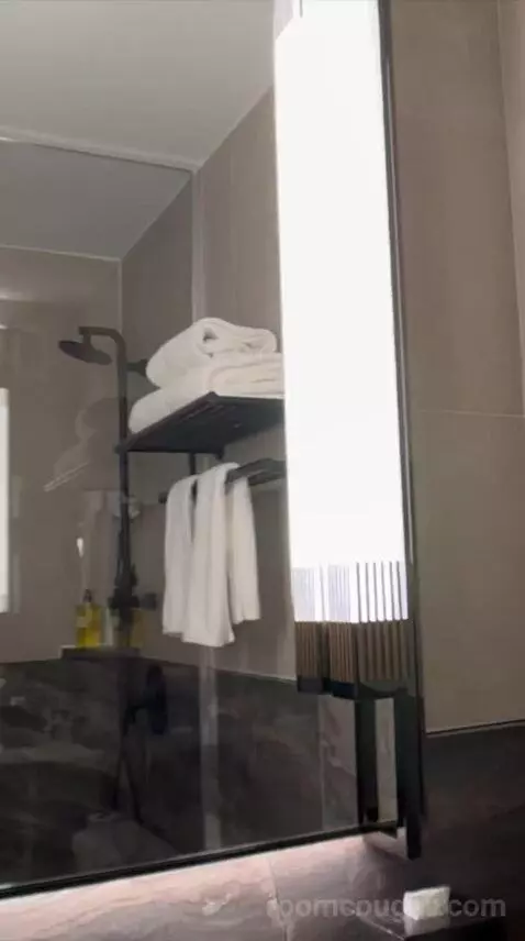 Double Room with Two Double Beds (#1722) bathroom picture #9