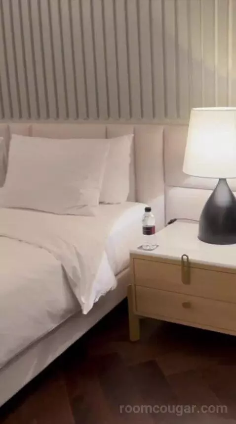 Grand King Suite with Acropolis View (#798) bed picture #1