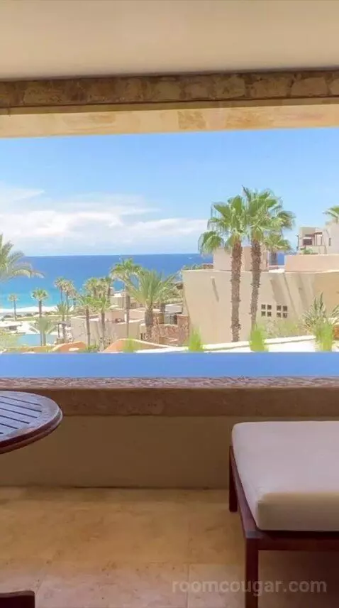 King Room with Plunge Pool and Pacific View (#511) view picture #1