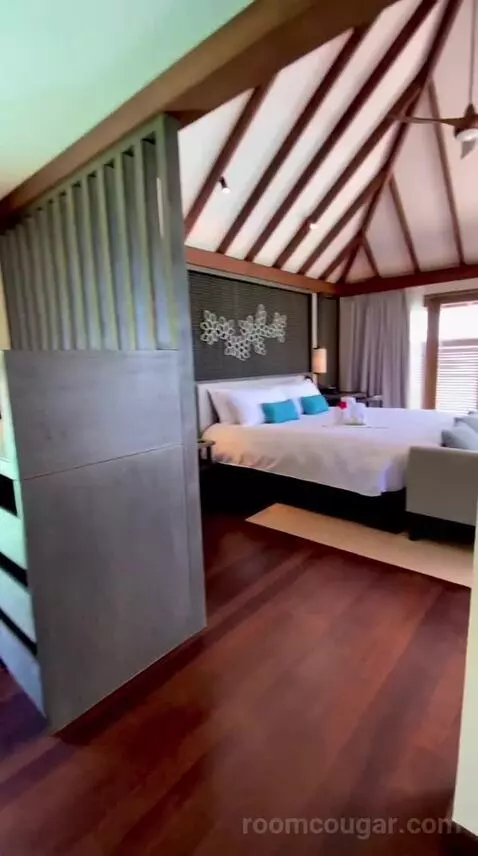 Sunset Water Villa with Pool (#335) bed picture #1