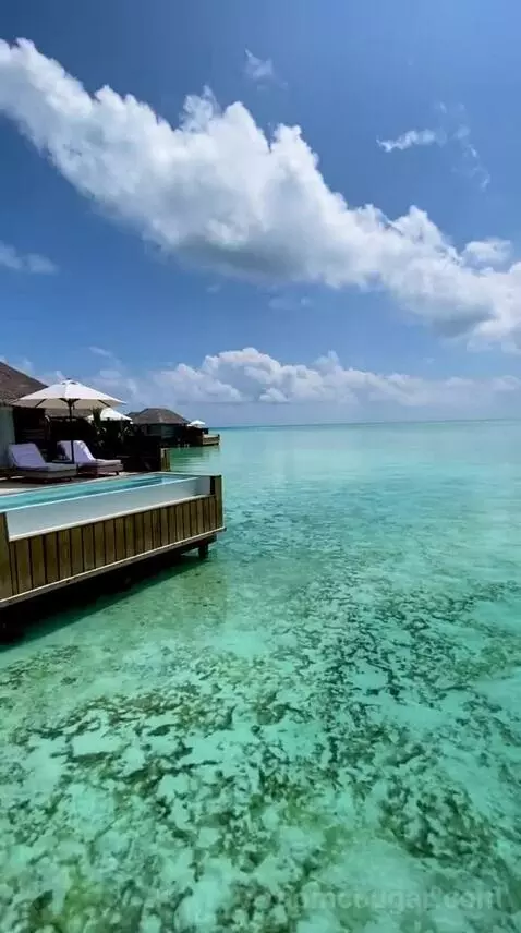 Sunset Water Villa with Pool (#335) view picture #9