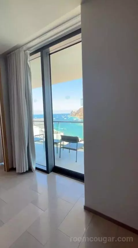 Xhale Club Master One Bedroom Suite (#1434) view picture #3