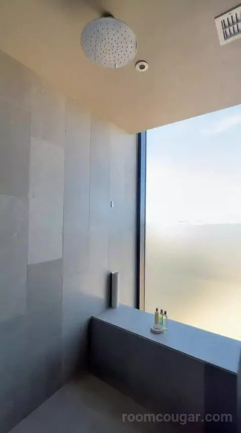 Xhale Club Master One Bedroom Suite (#1434) bathroom picture #11