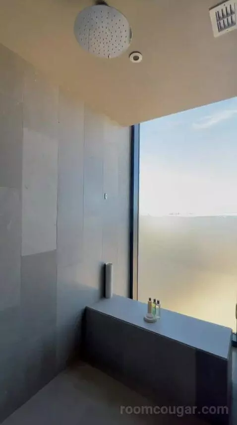 Xhale Club Master One Bedroom Suite (#1434) bathroom picture #12
