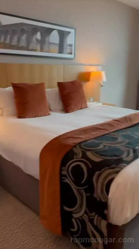 Double Room with Balcony (#409) bed picture #4