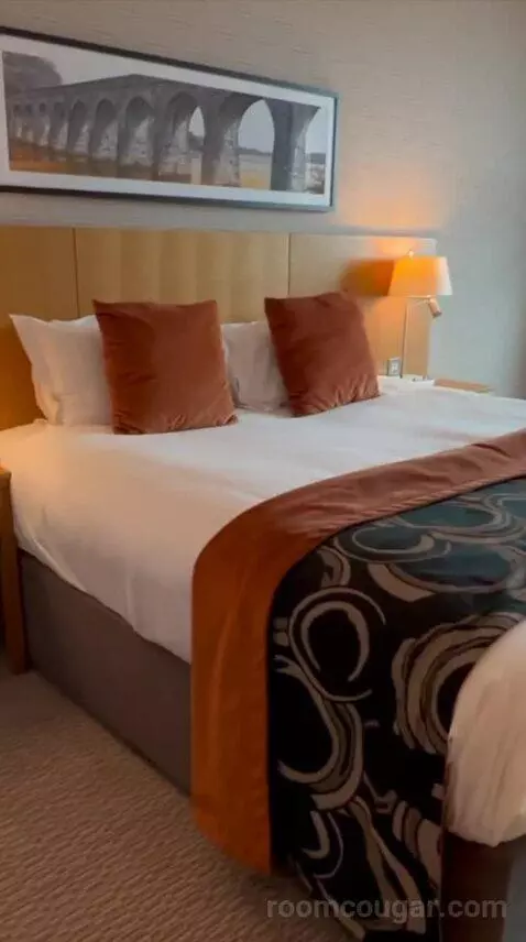 Double Room with Balcony (#409) bed picture #6