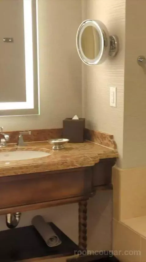 Suite (#4338) bathroom picture #4