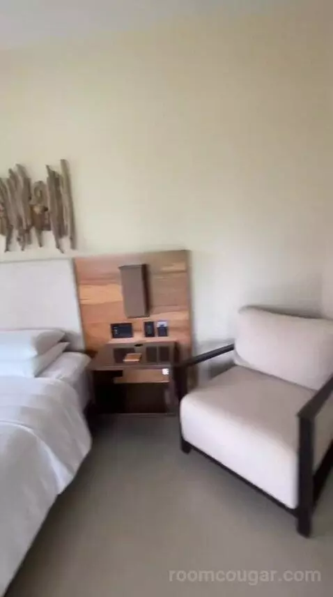 Andaz Suite (#529) bed picture #1