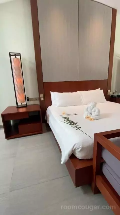 Beach Villa (#117) bed picture #4