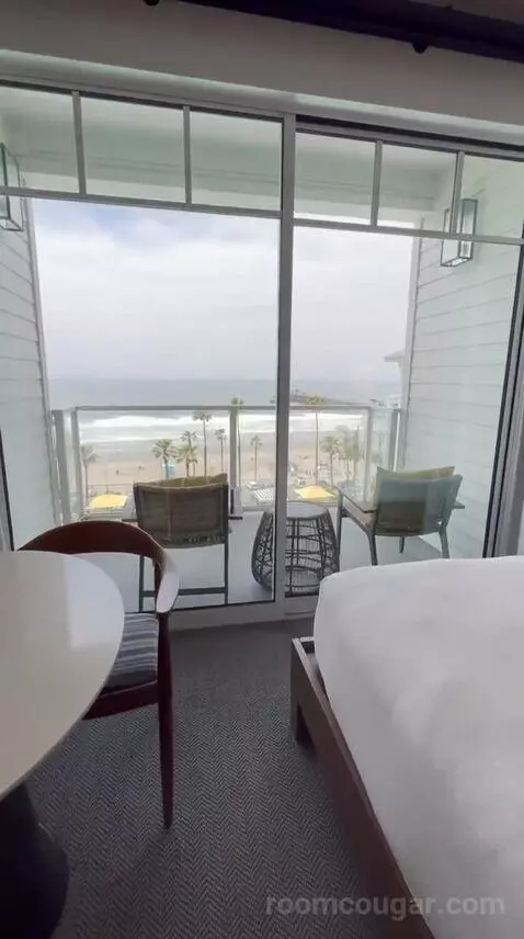 Queen Room with Two Queen Beds and Ocean View (#632) bed picture #12