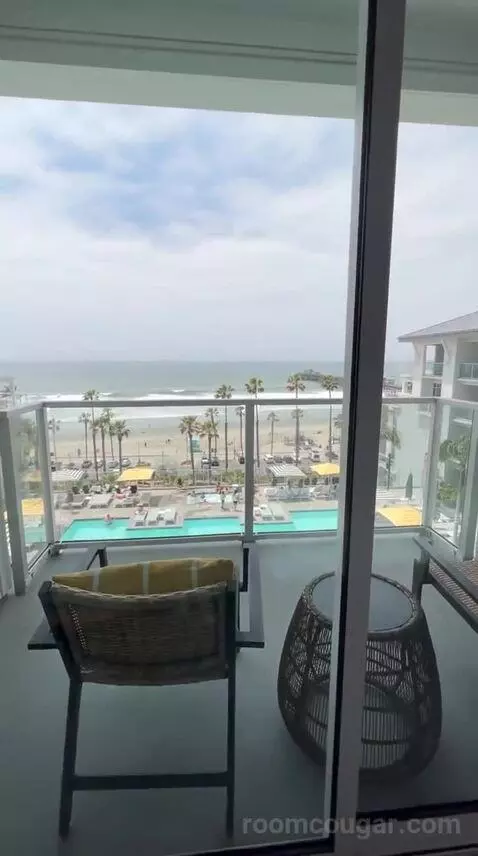 Queen Room with Two Queen Beds and Ocean View (#632) view picture #5
