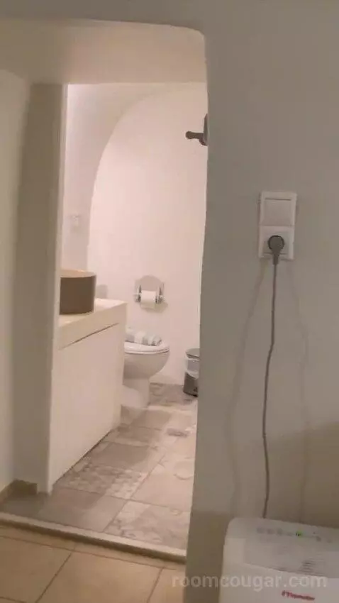 Canava Cave House with Caldera View bathroom picture #6