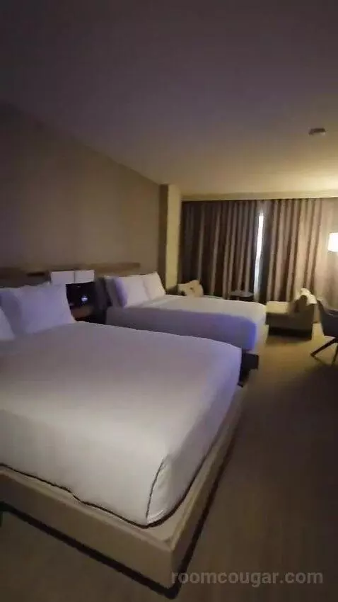 Queen Room with Two Queen Beds (#434) bed picture #1