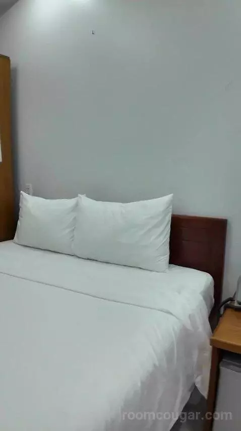 Superior Double Room (#303) bed picture #6