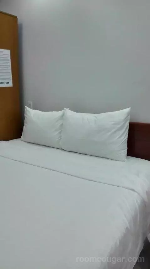 Superior Double Room (#303) bed picture #9