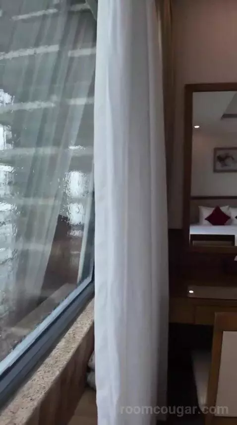 Premier Double Room with Sea View (#1611) bed picture #8