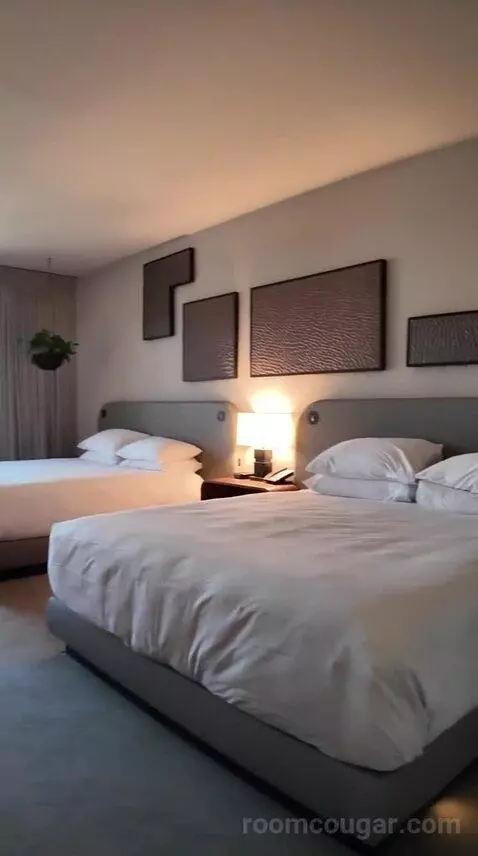 Two King Room with Pool View (#2273) bed picture #9