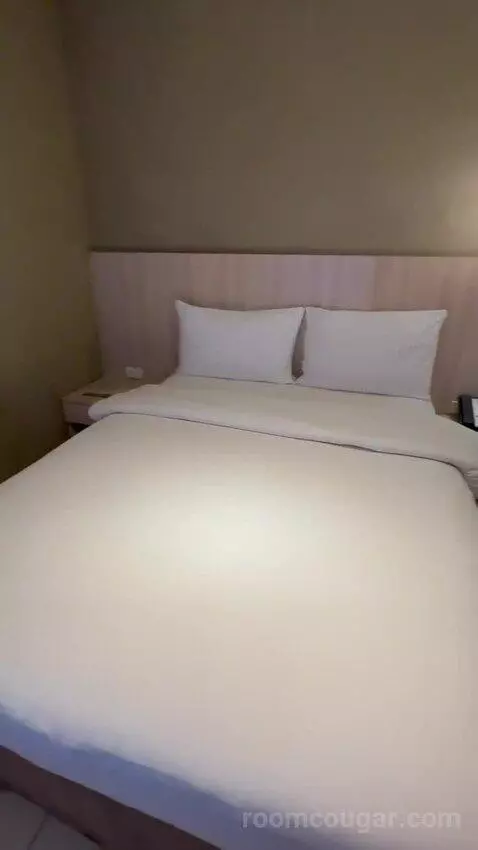 Triple Room (#1515) bed picture #8