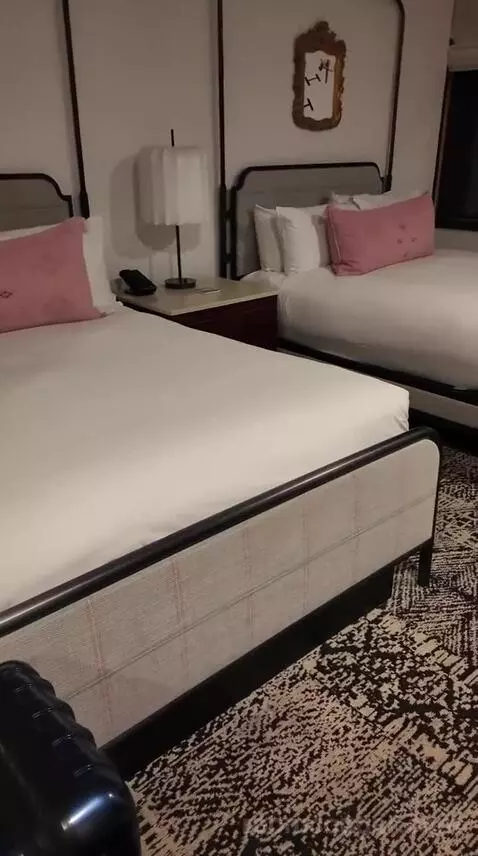 Queen Room with Two Queen Beds with View (#1241) bed picture #3