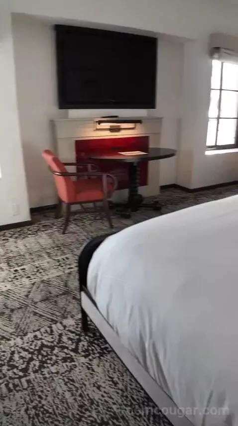 Queen Room with Two Queen Beds (#1121) bed picture #5