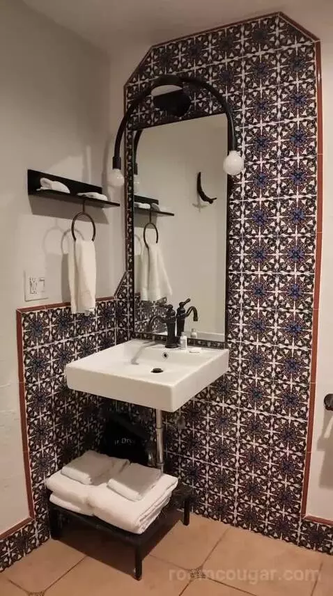 Queen Room with Two Queen Beds (#1121) bathroom picture #11