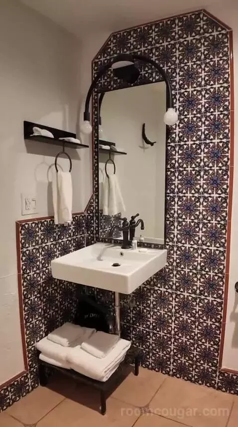 Queen Room with Two Queen Beds (#1121) bathroom picture #12