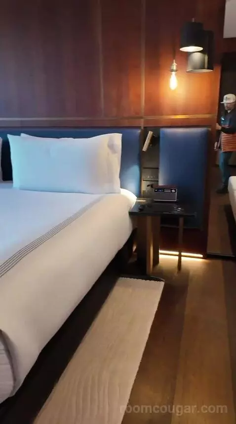 Junior Suite with Terrace (#715) bed picture #6