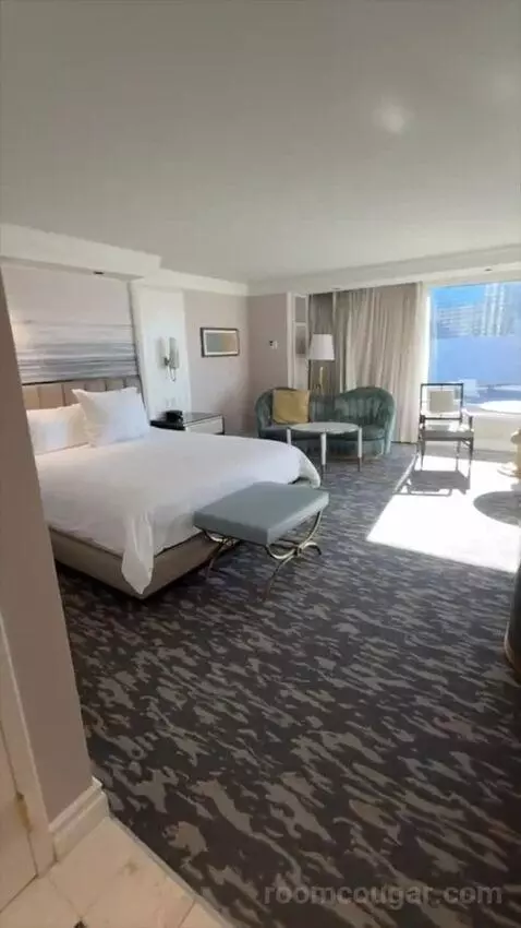 Premier King (#9098) bed picture #2