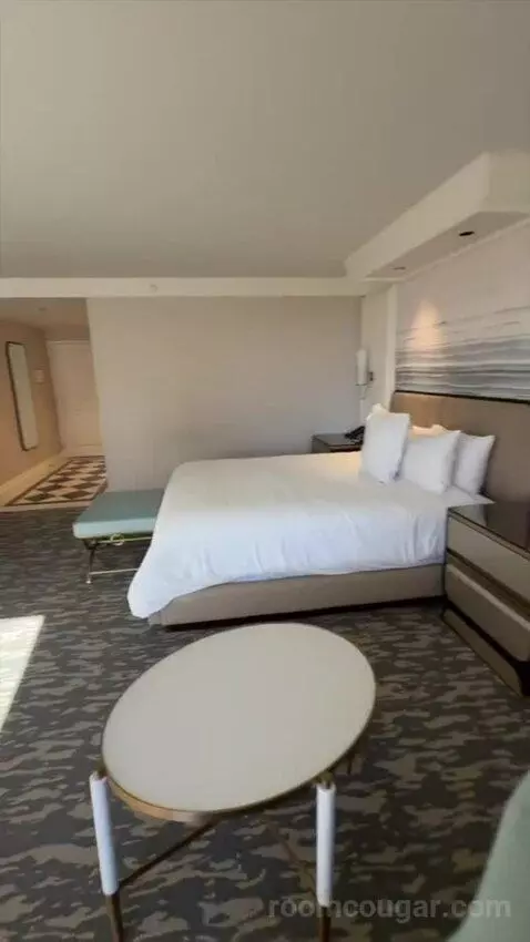 Premier King (#9098) bed picture #8