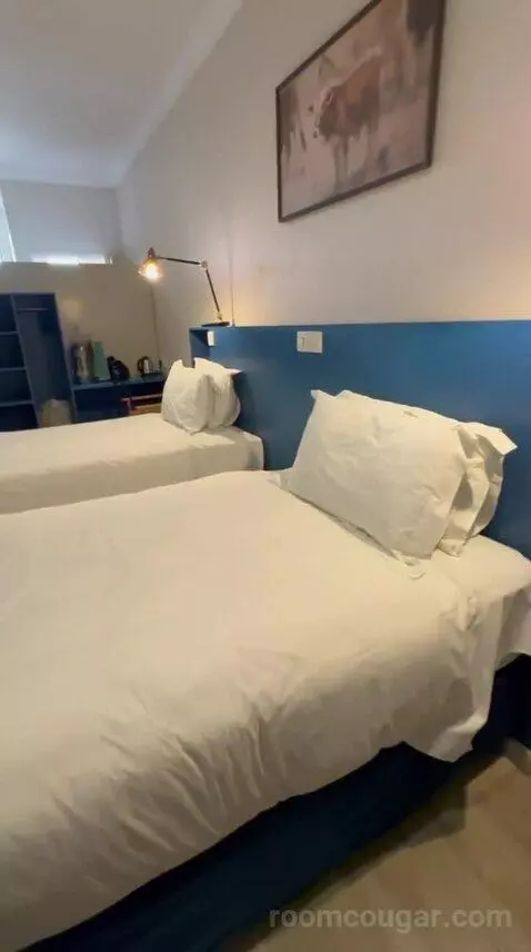 Standard (#1) bed picture #10