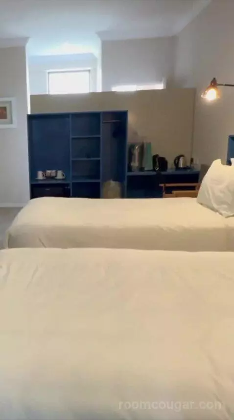 Standard (#1) bed picture #1