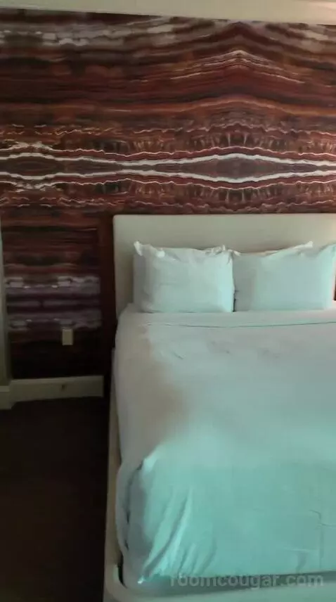 Resort Two Queen (#27117) bed picture #1