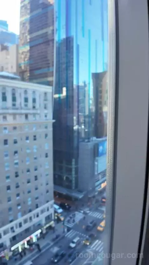 Premium King Room with Midtown View (#1605) view picture #1