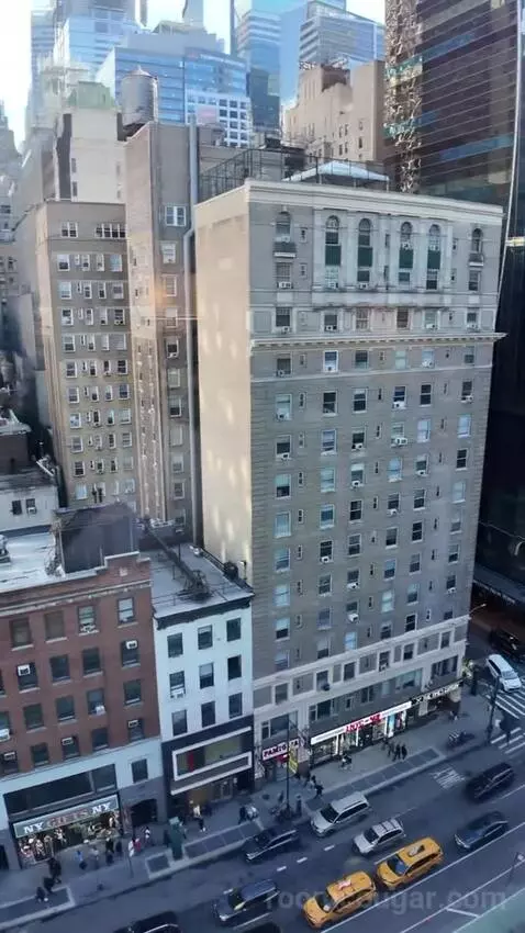 Premium King Room with Midtown View (#1605) view picture #11