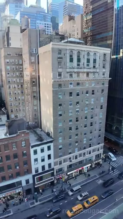 Premium King Room with Midtown View (#1605) view picture #12