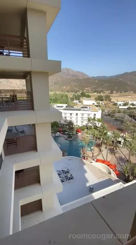 Suite Dreams (#8013) view picture #11