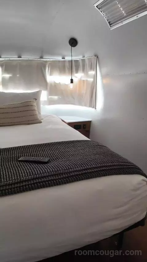 Airstream Suite (#149) picture #21