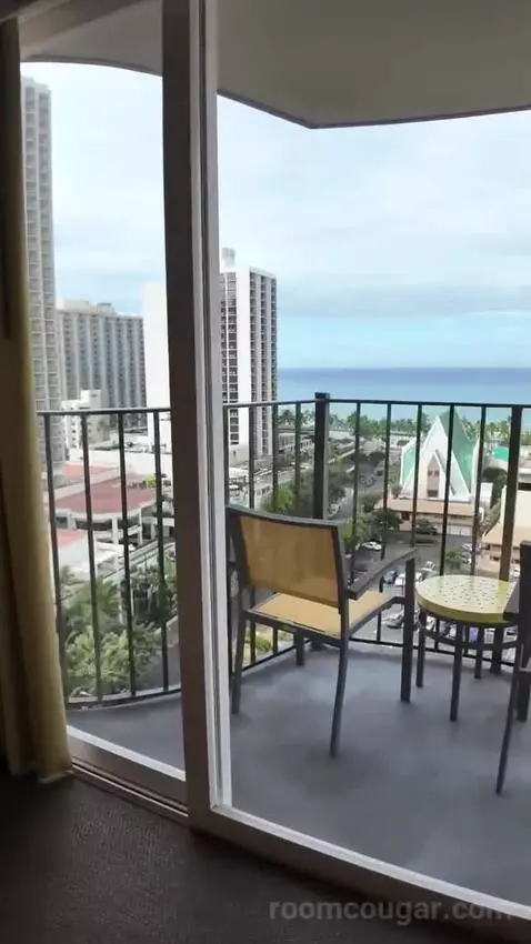 Deluxe King Room with Ocean View (#1610) view picture #2