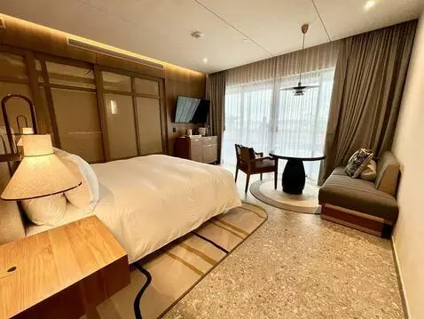 Waldorf Astoria Costa Rica Punta Cacique King Room review by bevandryan