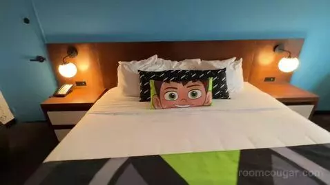 King Room (#259) bed picture #5