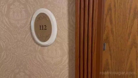 Triple Room (#112) picture #1