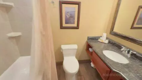 Triple Room (#112) bathroom picture #8