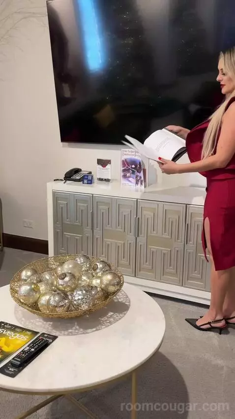 Westgate Las Vegas Resort and Casino Christmas Suite review by suiteseeker