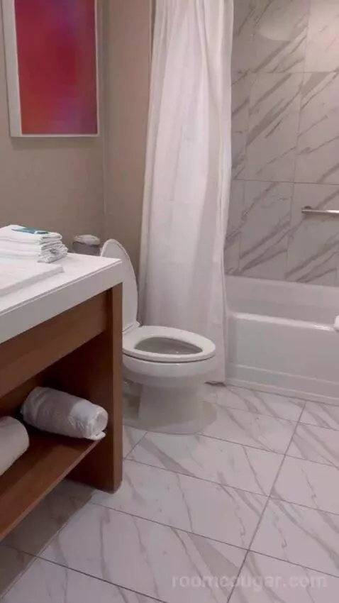 Havana Ocean View Executive Room 1 King (#6035) bathroom picture #9