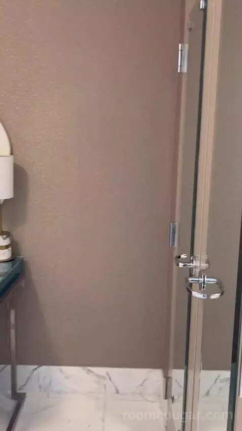 Fiore King Suite (#1954) bathroom picture #2