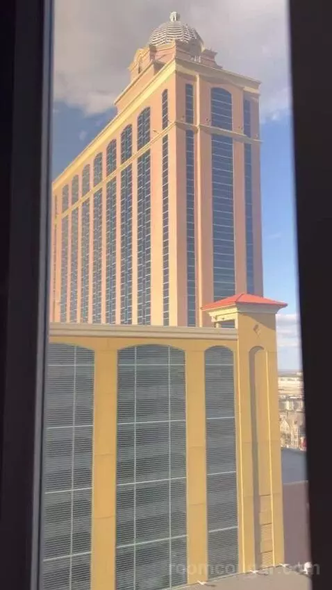North Tower 2 Bedroom Suite (#1507) view picture #10